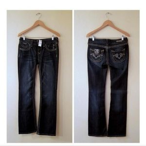 Express Dark Whiskered & Distressed Rerock